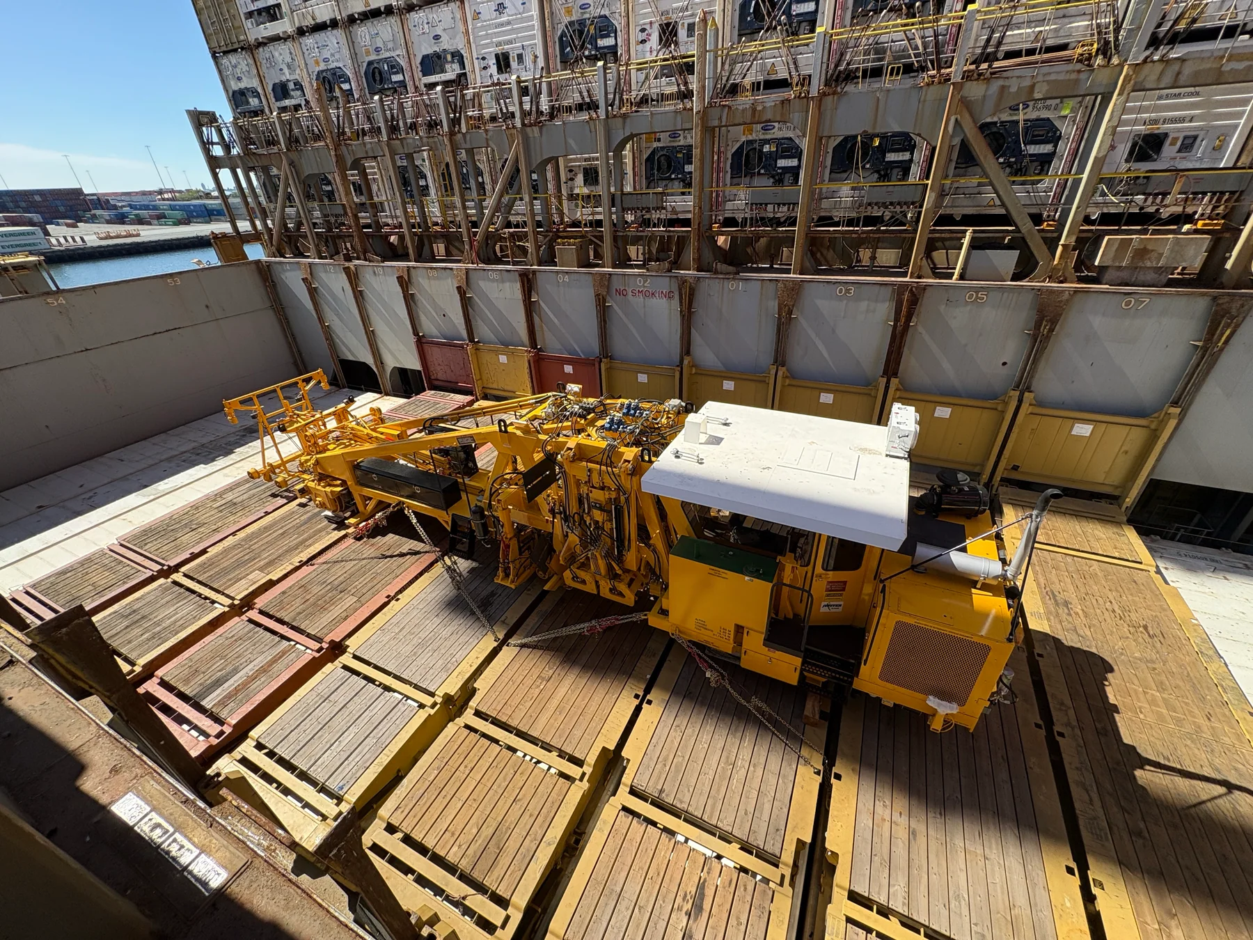 From the Tracks to the Vessel: Python Logistics Connects Railway Equipment Transport from the United States to Brazil