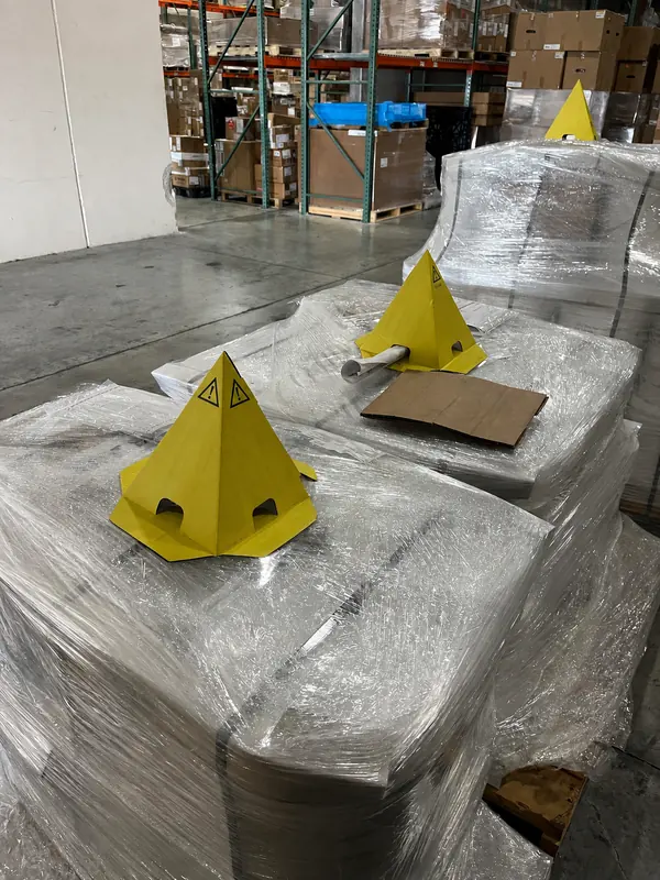 Fragile cargo protected for warehouse handling